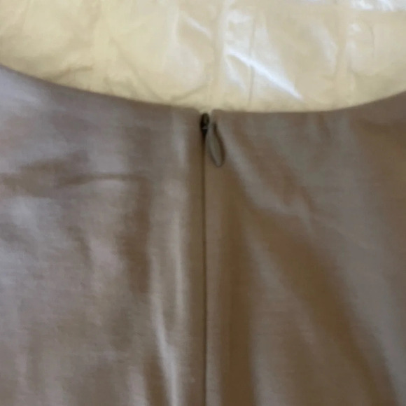 M.M Lafleur Rashida top in pebble - Picture 9 of 13